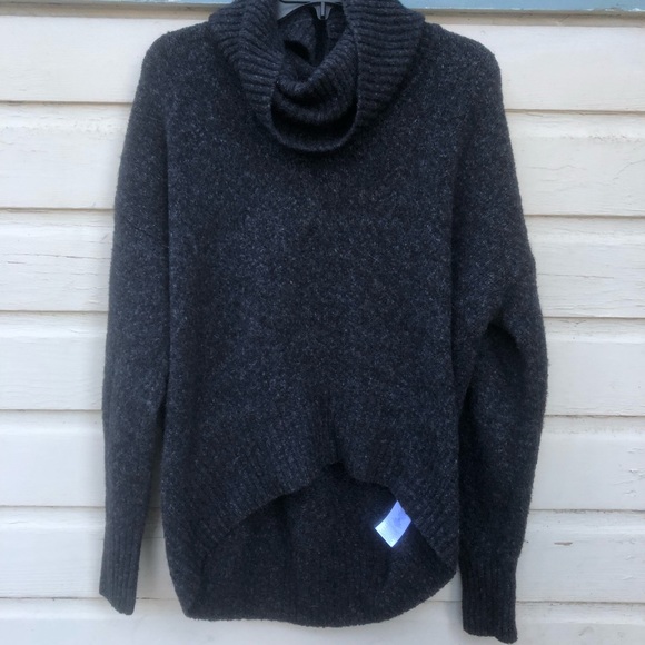 Michael Kors Gray Sweater. - Picture 8 of 8